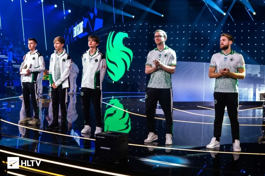 Falcons обыграла FaZe на FISSURE Playground 2 по Counter-Strike 2